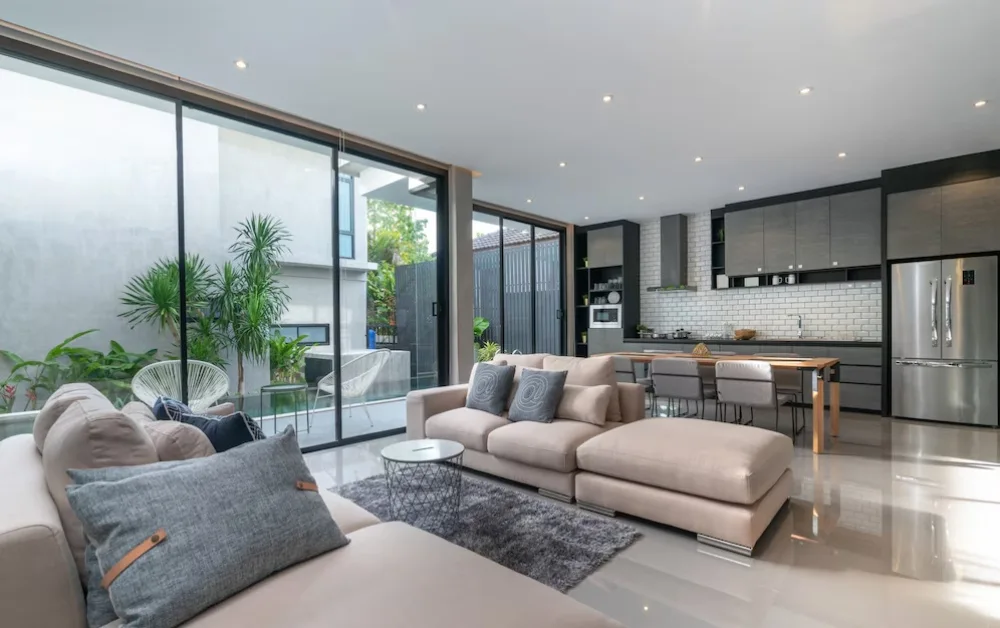 Routine Cleaning Matters for Panoramic Sliding Doors