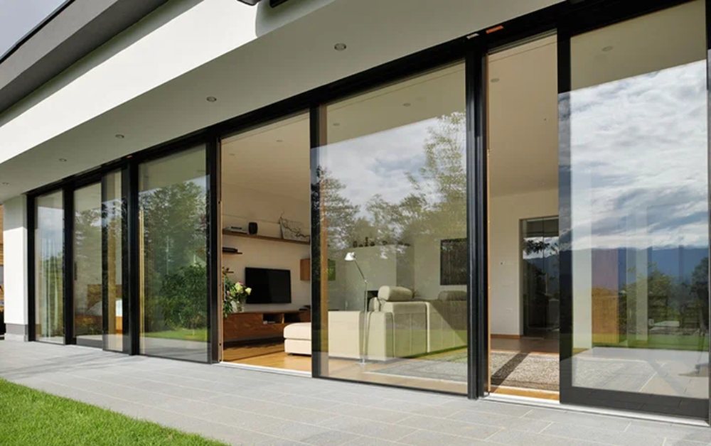 Why Panoramic Sliding Doors Are Ideal for Balconies and Patios