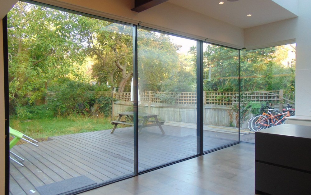 Using Ultra Slim Sliding Glass Doors in Commercial Spaces